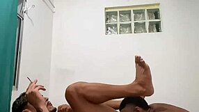 esse pretinho gostoso drives me crazy with his charm