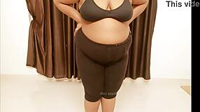 Hyderabad Pakistani Maid With Big Tits Cleans House Boldly