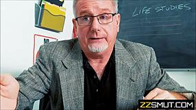 Teen Girl Screams While Fucking Professor In Class!