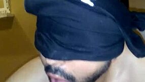 दोस्त को चूसकर झड़ने तक की डिटेल्ड चूसाई