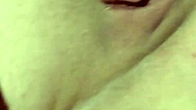 Mizz Dizzle Masturbates Alone At Home