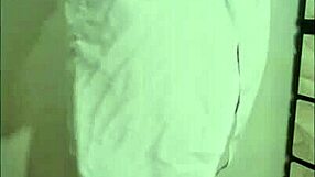 Enfermera No Se Aguanta Y Se Monta En La Verga De Su Paciente