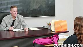 Ariana Grand Sucks Cock Then Gets Banged