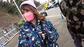 amateur japanese babe squirts wildly on the slopes