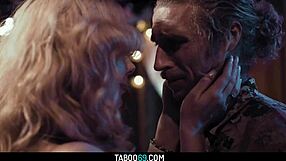 Blonde Slut Siouxsie Q Raw Fucked By Stranger?