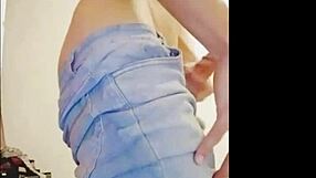 feeling the thrill of big cock in gay webcam masturbation