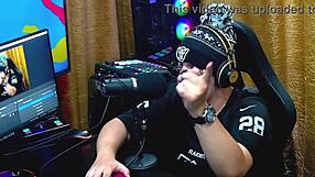 Ruan e everton olivrs chupa bem gostoso os peitinhos da natasha steffens ela gemeu de tes�o - podcast p�pum no barraco completo no sheer red