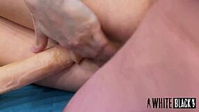 In this homemade scene, the nymphomaniac gets her ass fucked and pussy stretched