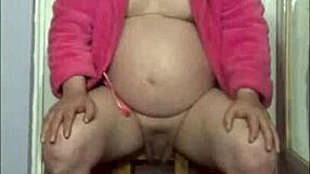 Shy Amateur Bisexual Girl Asks for Pee in Homemade Naked Scene