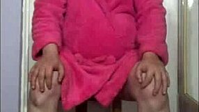 Shy Amateur Bisexual Girl Asks for Pee in Homemade Naked Scene