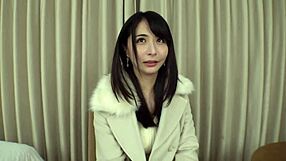 Sexy Psychopath Clerk SEEKS Men LIKE A BEAST