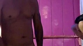 comendo a coroa gostosona depois de trocar seu chuveiro