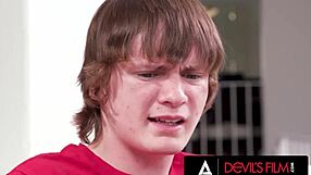 does lauren phillips like it rough up the ass?