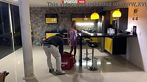 Young girl in towel seduces pizza guy for intense facial cumshot