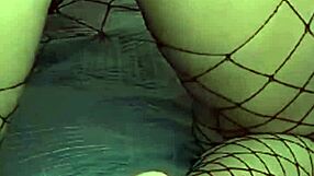 Breaking her ass with thick dick!