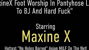 Does Scott Rhodes Satisfy Maxine X's Desires?