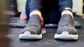 Gym Workout Turns Wet And Wild In Public!