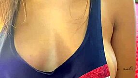 Rosa Vermelha Cp Feels Passionate Desire To Suck Neighbor In Lesbian Bed Scene