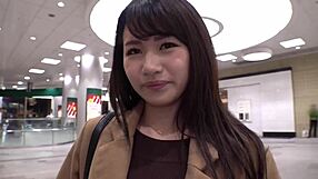 Can This Cute Apprentice Beautician Handle Slippery Oil Tongue Play?