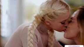 Teen 18+ Facesitting Leads to Cum in Mouth with Kissing and Oral Orgasm