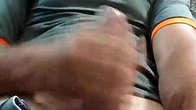 Mature guy masturbates solo at 36 during massage.