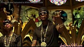 lexiamorxxx shares her promo story in a casual chat