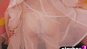 Big Booty Milf Stephanie Manescu Strips to Show Sexy Natural Body