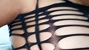 Oh wow, sammy's big latina tits bouncing in the kitchen webcam show!