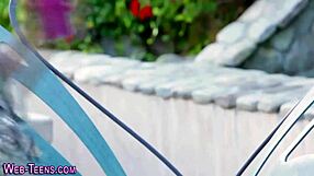 Spex teen girls licking each other passionately 😘