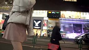 Akari-chan shakes her hips lewdly in Harajuku