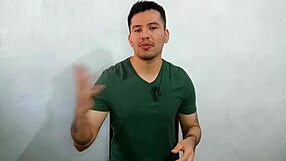 i lent my hairy ass to the construction worker boyfriend, who got sucked by my ex, and he fucked me raw in the houses we were building.