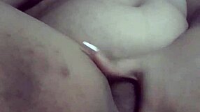 नॉटी ब्रूनेट, चेहरे पर मेरा कम लेगी ना?