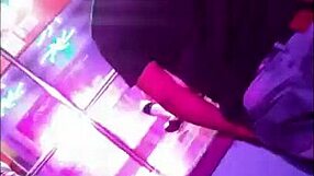 venezuelan babe dances with big ass at night club