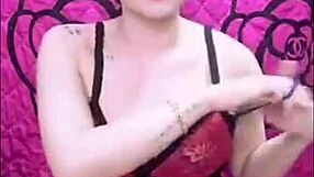 Live streaming of a hot girl from Vietnam