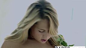 Stella May And Carter Cruise Want Each Other Badly In Wet Scene