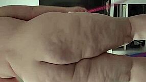 whitecleverbbw whipping her big ass homemade 😌