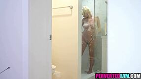 big ass stepsister banged by young 18+ stepbrother 😈