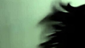 Îi place pula mea, găurile ei curg de umezeală