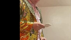 i watched mchenry cruiser get oral during standup comedy