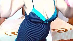 i watch mature woman's saggy tits on webcam