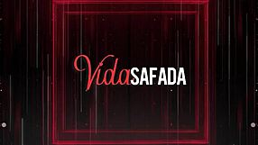 Redhead Baddie Penny Pax Blows With Glasses And Handjob