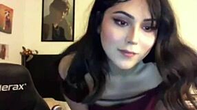 Hot Chubby Tranny Beats Her Meat And Chills