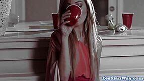 Watch these horny teens scissor outdoors!