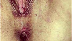 Slim amateur loses virginity