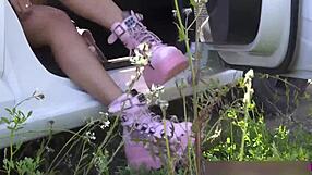 yasmin kitty fucks offroad hard