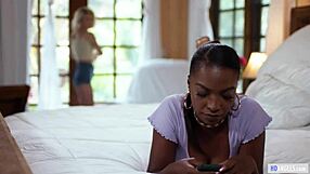 Jessie Saint Seduces Daya Knight