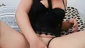 i'm showin' my lover my pussy n' the vid leaked