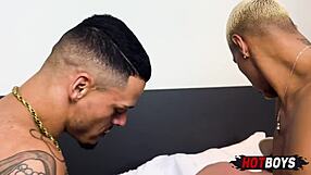 joguinhos e sexo na casa dos amigos tonight