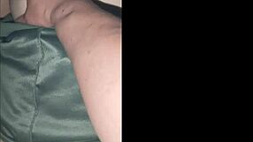 Japanese Amateur Outdoor Smartphone Shooting