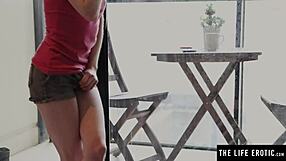 Watch this cute redhead pee before fucking herself with her dildo